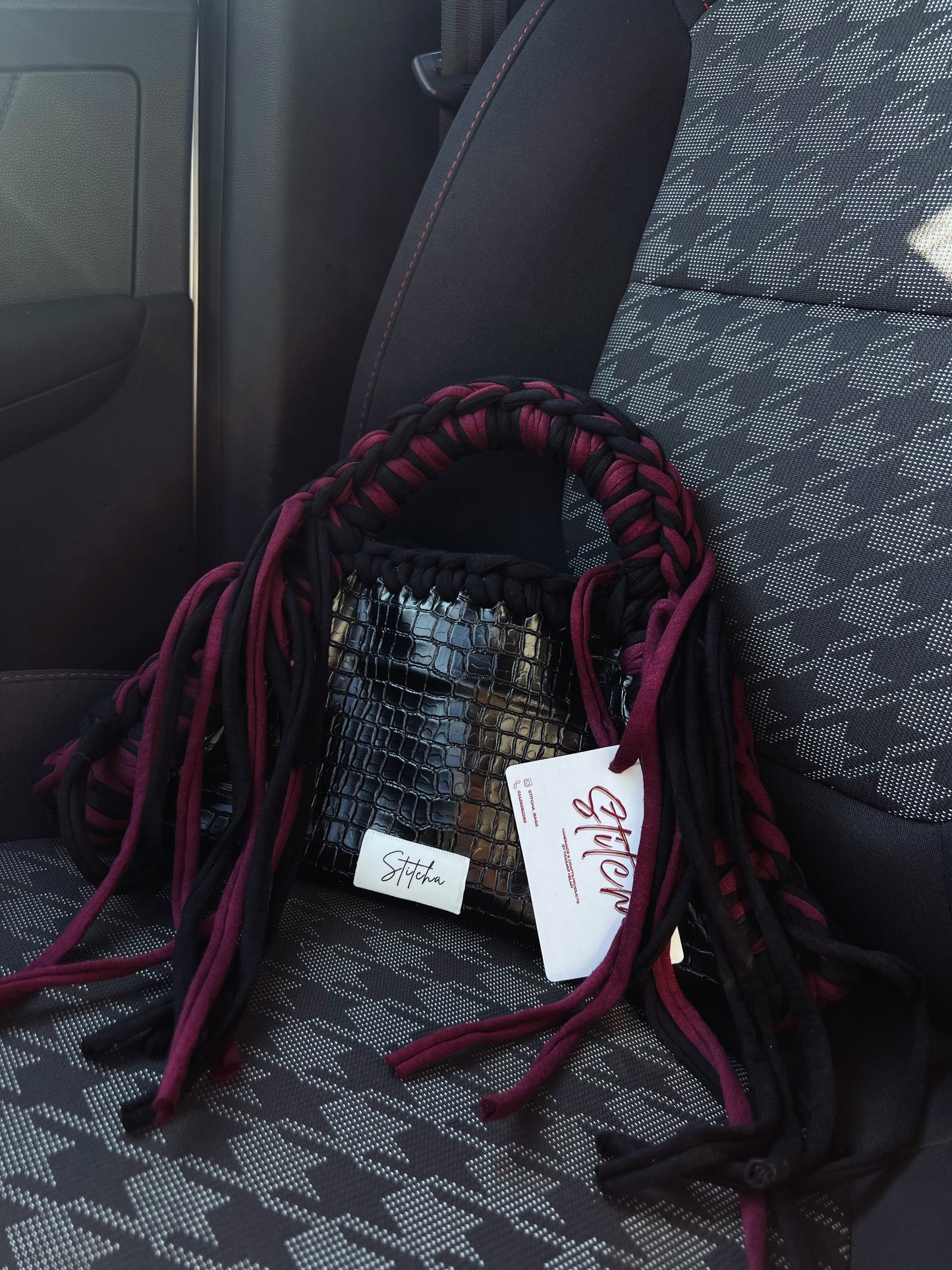 Berry mini-handbag