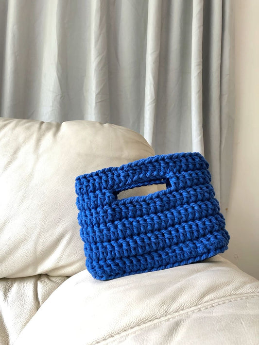 Clutch handbag